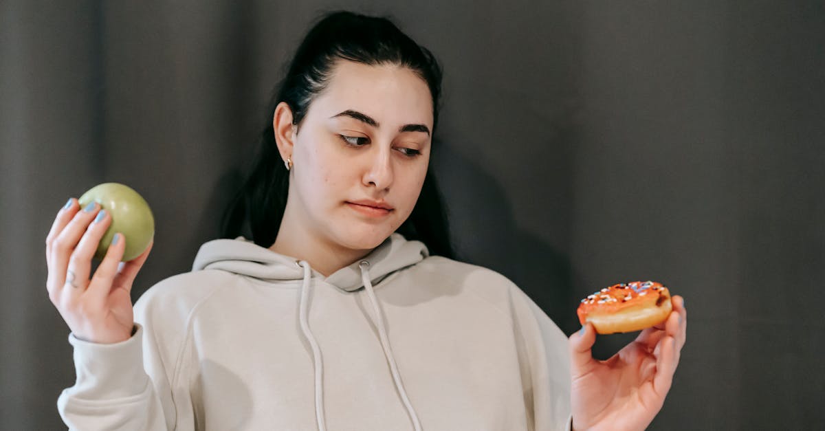 découvrez le nombre de calories dans une pomme et ses bienfaits nutritionnels pour une alimentation saine et équilibrée.