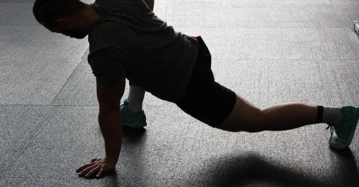 découvrez quels muscles sont sollicités lors des push-ups et comment cet exercice renforce votre poitrine, vos épaules, vos triceps et votre tronc pour une meilleure force et endurance.
