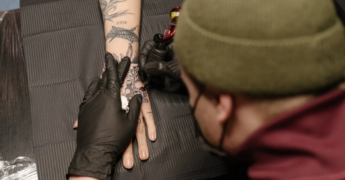 estimation du prix d'un tatouage : obtenez une idée claire du coût en fonction de la taille, du style et de la complexité de votre tatouage.