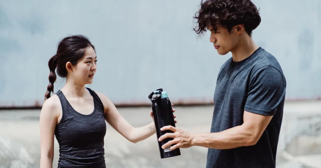 découvrez comment bien vous hydrater pendant l’exercice, adapter votre consommation d’eau à l’effort et reconnaître les signes de déshydratation.